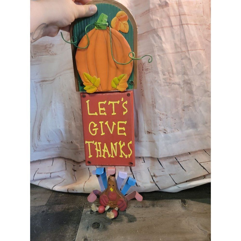 Wooden let's give thanks pumpkin‎ turkey sign decor